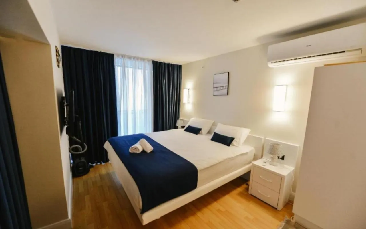 Batumi Luxury Resort & Sea View Aparthotel 5*,  Gürcistan